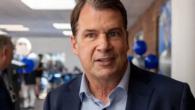 Ford CEO Jim Farley calls dealerships 'secret sauce'