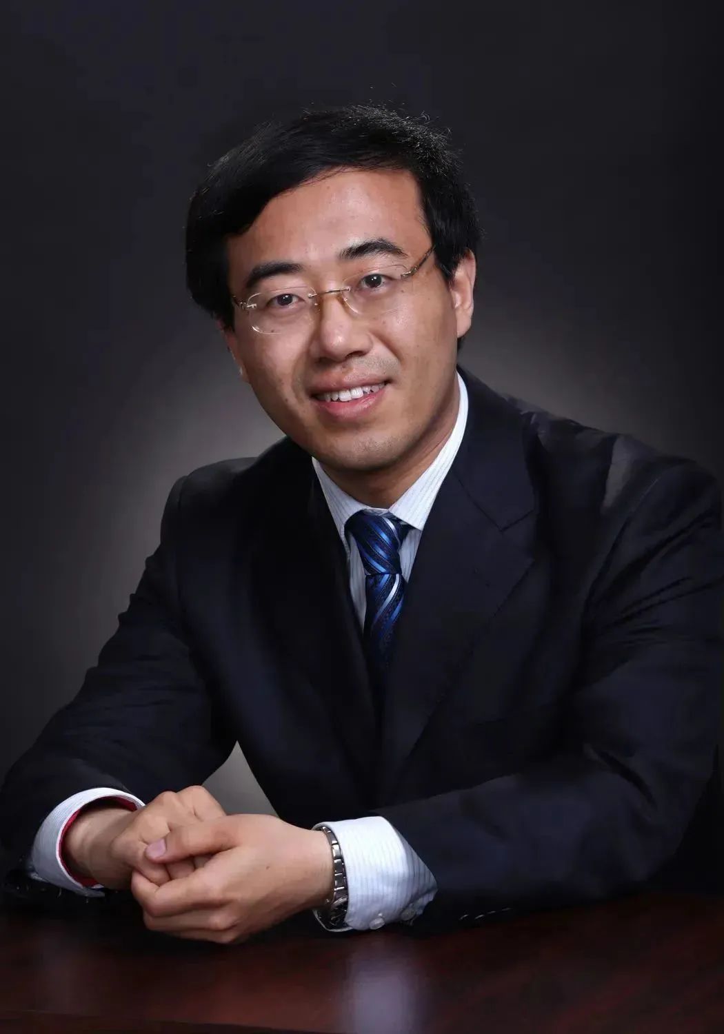 CGTN专访丨梁正：中国在人工智能监管领域的探索与实践